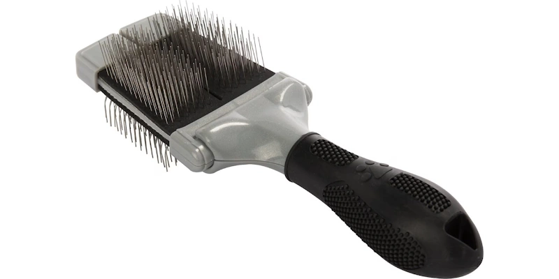 Dog grooming combs: Slicker Brush